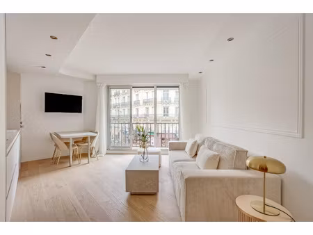 vente appartement 2 pièces paris : a proximité de la place victor hugo appartement de stan