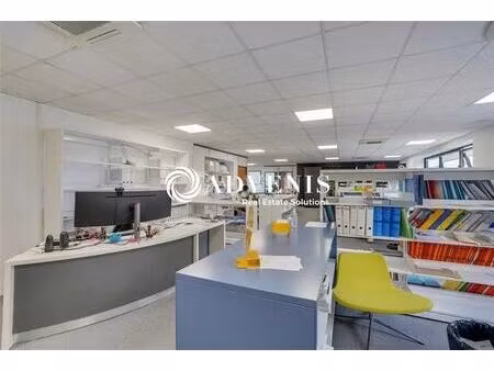 location bureaux 222 m² à 645 m²