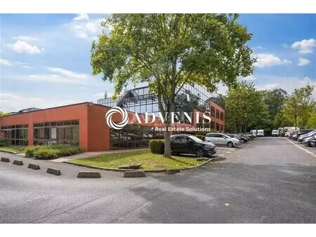 location bureaux 247 m² à 880 m²