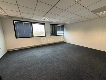 location bureaux 272 m²