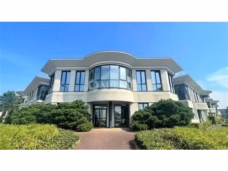 location bureaux 144 m² à 726 m²