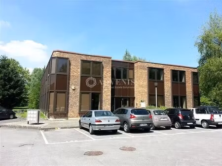 location bureaux 72 m² à 423 m²