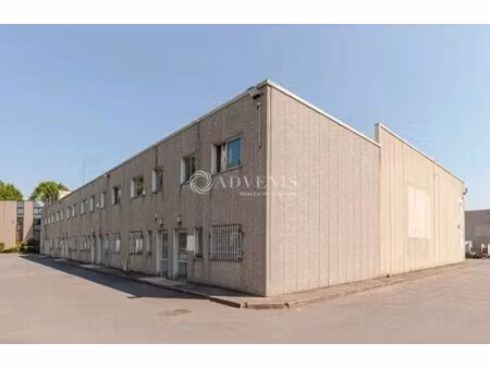 location bureaux 15 m² à 123 m²