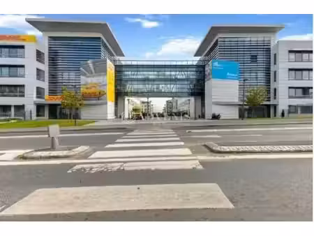 location bureaux 710m² à 2808m²