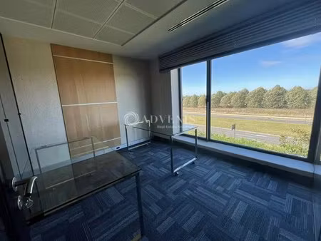 location bureaux 20 m² à 118 m²