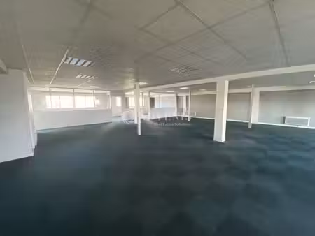 location bureaux 400m²
