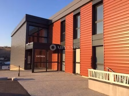 location bureaux 159 m²