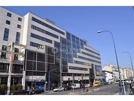 location bureaux 117 m² à 988 m²