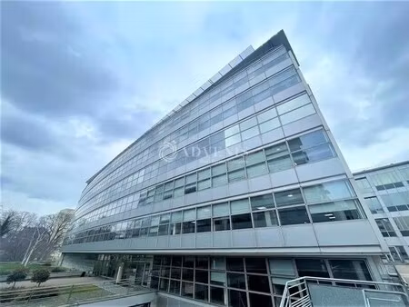 location bureaux 247 m² à 2 143 m²