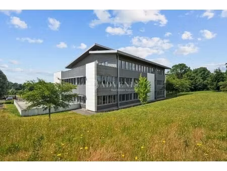location bureaux 115 m² à 641 m²