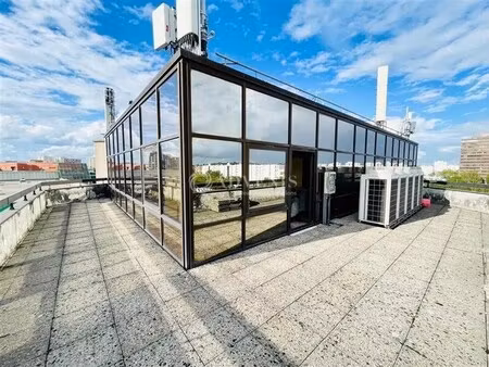 location bureaux 138 m²