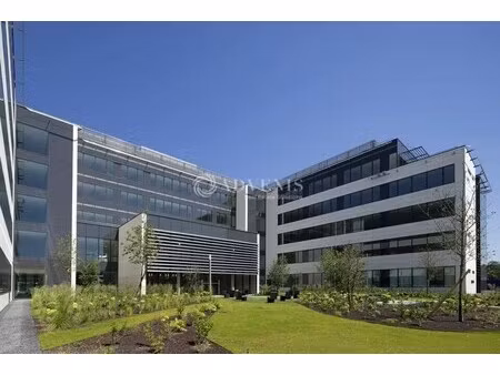 location bureaux 350 m² à 2 429 m²