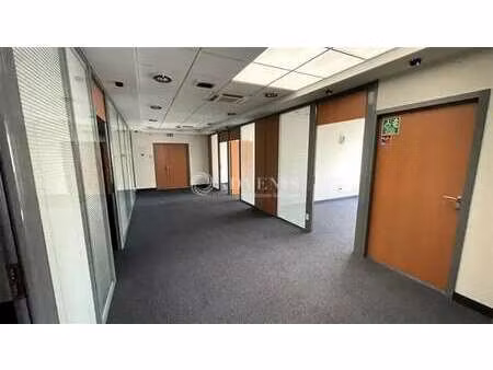 location bureaux 530 m²