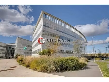 location bureaux 571 m²