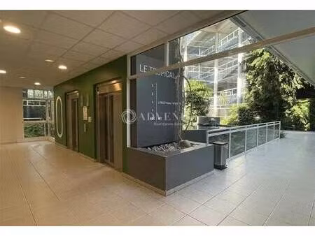 location bureaux 680 m² à 2 845 m²