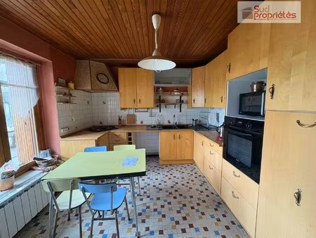 maison t6 avec dépendances et jardin