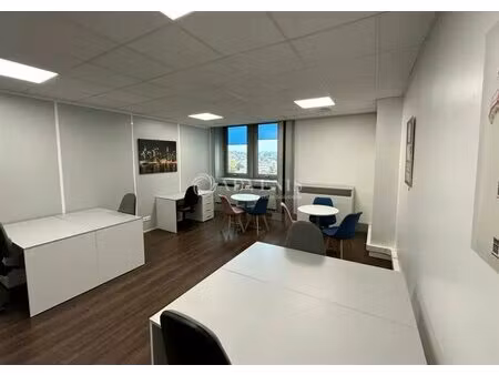 location bureaux 30 m² à 90 m²