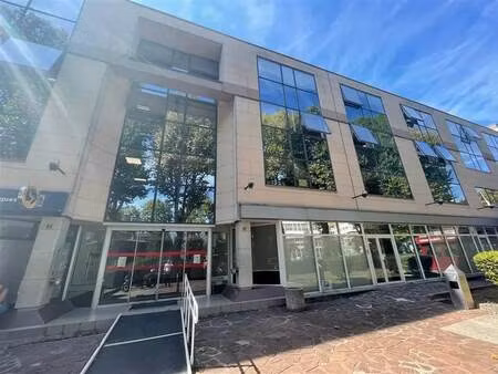 location bureaux 317 m²