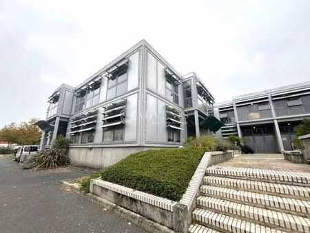 location bureaux 362 m²