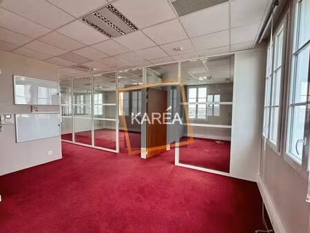 location bureaux 86 m²