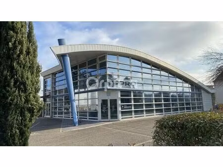 location bureaux 291 m² à 670 m²