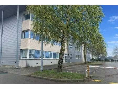 location bureaux 70 m² à 334 m²