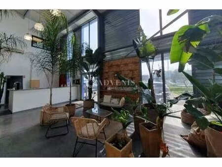 location bureaux 488 m²