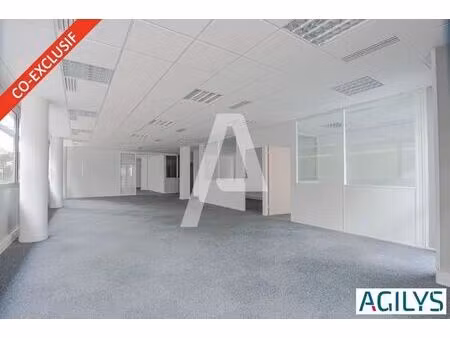 location bureaux 212 m²
