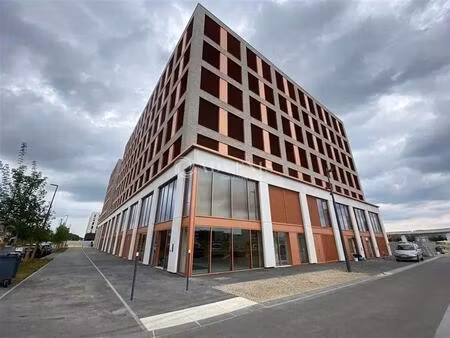 location bureaux 430 m² à 871 m²