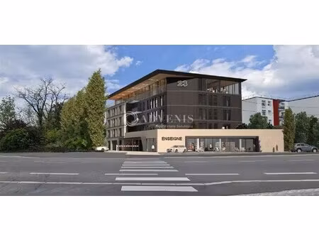 location bureaux 555 m² à 2 310 m²