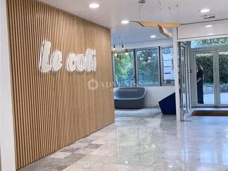 location bureaux 133 m² à 283 m²