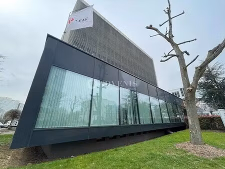 location bureaux 515 m² à 1 559 m²