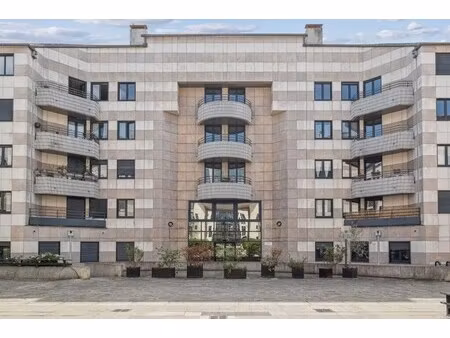 location bureaux 130 m² à 522 m²