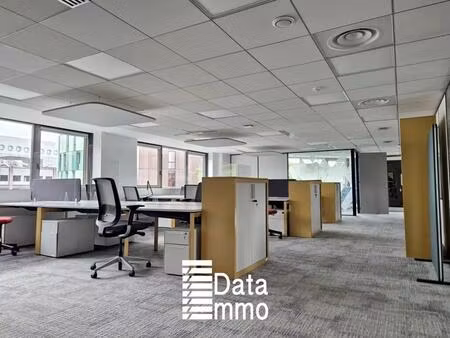 location bureaux 2 728 m²