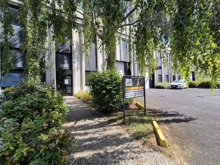 location bureaux 40 m² à 786 m²