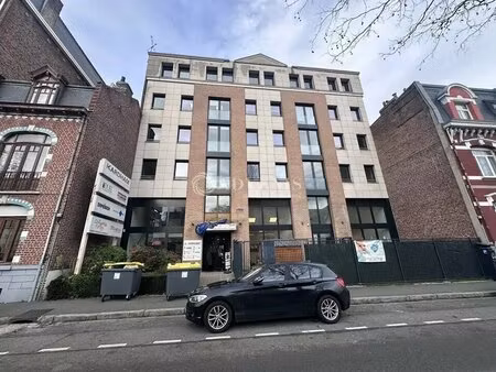 location bureaux 126 m²