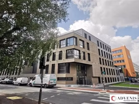 location bureaux 478 m² à 2 036 m²