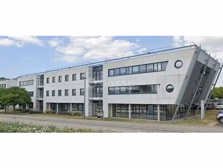 location bureaux 131 m²