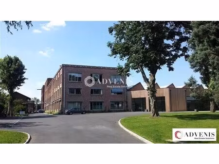 location bureaux 160 m² à 412 m²