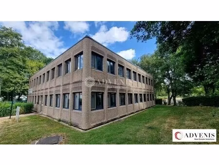 location bureaux 130 m² à 258 m²