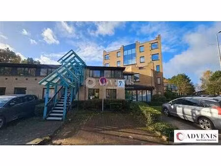 location bureaux 32 m² à 93 m²