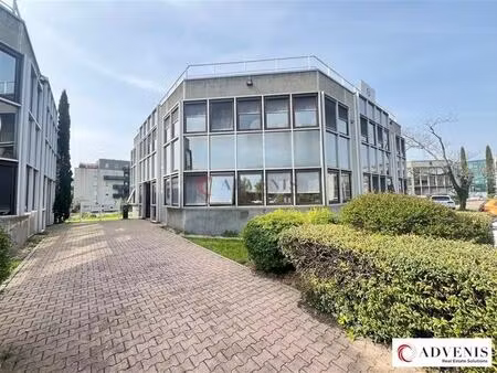 location bureaux 95 m² à 455 m²