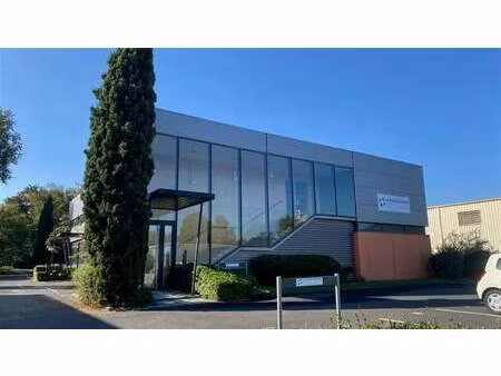 location bureaux 95 m²