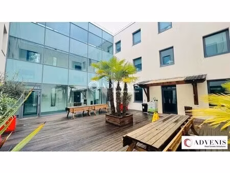 location bureaux 186 m² à 3 848 m²