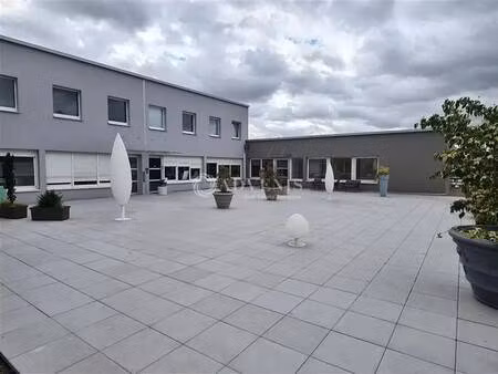 location bureaux 275 m² à 575 m²