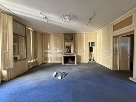 location bureaux 140 m²