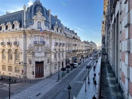 location bureaux 170 m²