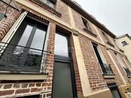 location bureaux 120 m²