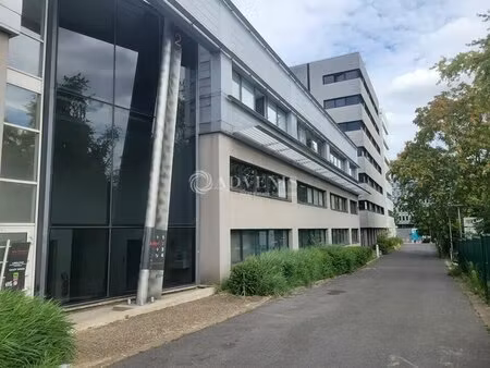 location bureaux 285 m² à 1 022 m²