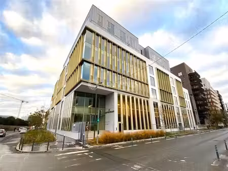 location bureaux 925m² à 7043m²